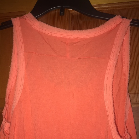 Top - Picture 5 of 8